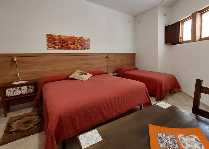 Cloris Guest House